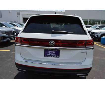 2024 Volkswagen Atlas 2.0T SE w/Technology is a White 2024 Volkswagen Atlas 2.0T SE SUV in Highland Park IL