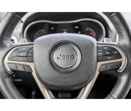2016 Jeep Grand Cherokee Limited 75th Anniversary is a White 2016 Jeep grand cherokee Limited SUV in Beacon NY
