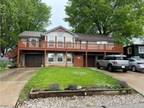 Home For Sale In Lake Tapawingo, Missouri
