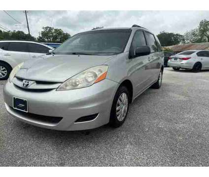 2007 Toyota Sienna for sale is a Gold 2007 Toyota Sienna Car for Sale in Pearland TX