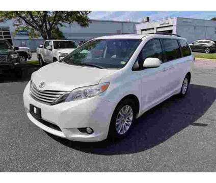 2017UsedToyotaUsedSiennaUsedFWD 8-Passenger (SE) is a White 2017 Toyota Sienna Car for Sale in Midlothian VA