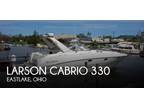 Larson Cabrio 330 Express Cruisers 2002