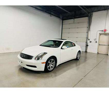 2005 INFINITI G for sale is a White 2005 Car for Sale in Addison IL