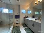 8527 Interlake Ave N Seattle, WA