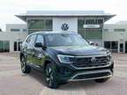 2024 Volkswagen Atlas Cross Sport SE w/Technology