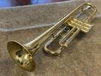 Getzen 300 Series Trumpet with Getzen 7c Mouth Piece and Case - Elkorn Wis.