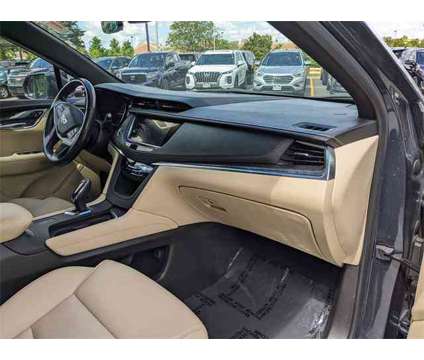 2019 Cadillac XT5 Standard is a 2019 Cadillac XT5 SUV in Algonquin IL