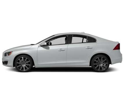 2015 Volvo S60 T5 Premier is a 2015 Volvo S60 T5 Sedan in Kenosha WI