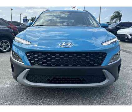 2022 Hyundai Kona SEL is a Green 2022 Hyundai Kona SEL SUV in Stuart FL