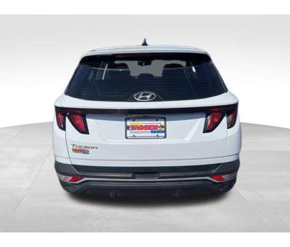 2022 Hyundai Tucson SE is a White 2022 Hyundai Tucson SE SUV in Milwaukee WI