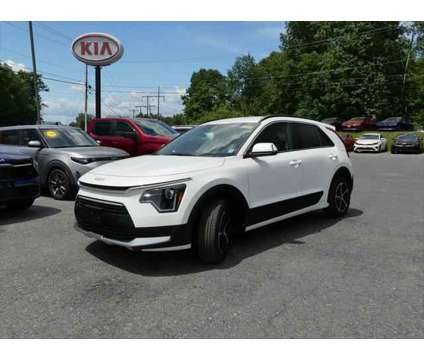 2024 Kia Niro EX is a White 2024 Kia Niro EX Station Wagon in Queensbury NY