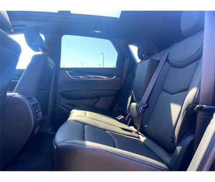 2021 Cadillac XT5 FWD Premium Luxury is a Black 2021 Cadillac XT5 SUV in Savannah GA