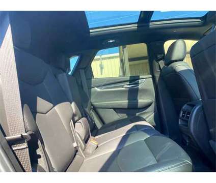 2021 Cadillac XT5 FWD Premium Luxury is a Black 2021 Cadillac XT5 SUV in Savannah GA