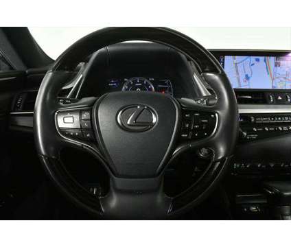 2019 Lexus ES 350 Ultra Luxury is a Red 2019 Lexus es 350 Sedan in Orlando FL