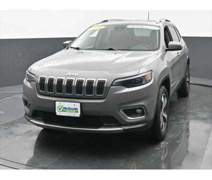 2021 Jeep Cherokee Limited 4X4 is a Grey 2021 Jeep Cherokee Limited SUV in Dubuque IA