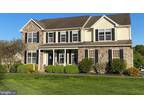 9 Peacedale Ct, Oxford, PA 19363