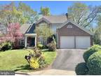 5248 Braywood Dr, Centreville, VA 20120