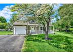 1552 Duffland Dr, Landisville, PA 17538