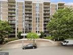 1016 S Wayne St #411, Arlington, VA 22204