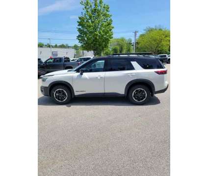 2024 Nissan Pathfinder Rock Creek is a Black, White 2024 Nissan Pathfinder SUV in Auburn MA