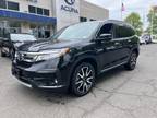 2021 Honda Pilot Touring w/Rear Captain's Chairs