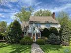 Home For Sale In Teaneck, New Jersey