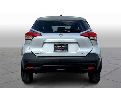2018UsedNissanUsedKicksUsedFWD is a Silver 2018 Nissan Kicks Car for Sale in Houston TX