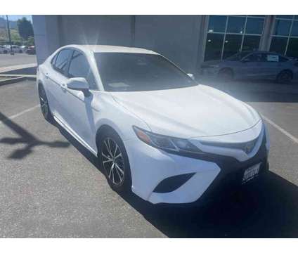 2019UsedToyotaUsedCamryUsedAuto (Natl) is a White 2019 Toyota Camry Car for Sale in Ukiah CA