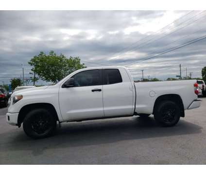2019 Toyota Tundra SR5 is a White 2019 Toyota Tundra SR5 Car for Sale in Lexington KY