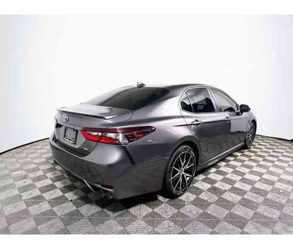 2023 Toyota Camry SE is a Grey 2023 Toyota Camry SE Car for Sale in Tampa FL