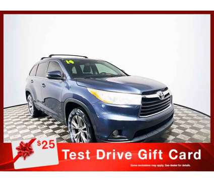 2014 Toyota Highlander XLE is a Blue 2014 Toyota Highlander XLE Car for Sale in Tampa FL