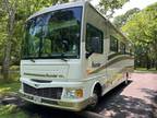 2006 Fleetwood Bounder 32W 33ft