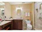 Condo For Sale In Chicago, Illinois