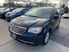 2016 Chrysler Town & Country Touring Front-Wheel Drive LWB Passenger Van