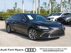 2020 Lexus ES 300h