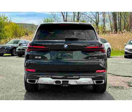 2024 BMW X5 xDrive40i is a Black 2024 BMW X5 4.8is SUV in Pittsfield MA