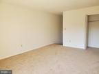 Flat For Rent In Burlington, New Jersey