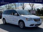 2016 Chrysler Town & Country Touring-L Front-Wheel Drive LWB Passenger Van