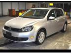 2014 Volkswagen Golf 2.5L Hatchback Sedan 4D