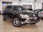 2016 Volkswagen Touareg VR6 Lux