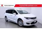 2019 Chrysler Pacifica Touring L Front-Wheel Drive Passenger Van