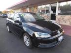 2013 Volkswagen Jetta 2.0L Sedan 4D