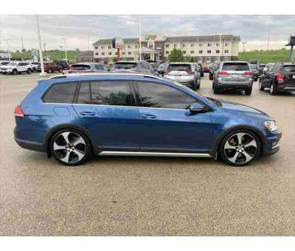 2017 Volkswagen Golf Alltrack TSI S is a Blue 2017 Volkswagen Golf Alltrack TSI S Station Wagon in Dubuque IA