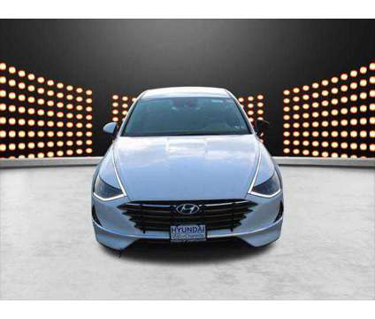 2022 Hyundai Sonata SE is a White 2022 Hyundai Sonata SE Sedan in Chantilly VA