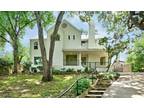 Austin 4BR 2BA, Located in the vibrant neighborhood of