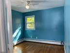 Flat For Rent In Maplewood, New Jersey