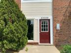 Condo For Sale In Sterling Heights, Michigan