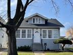 Home For Rent In Des Plaines, Illinois