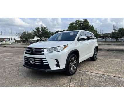 2017 Toyota Highlander for sale is a White 2017 Toyota Highlander Car for Sale in Houston TX