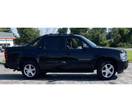 2007 Chevrolet Avalanche for sale is a Black 2007 Chevrolet Avalanche 1500 Trim Car for Sale in Saint Louis MO